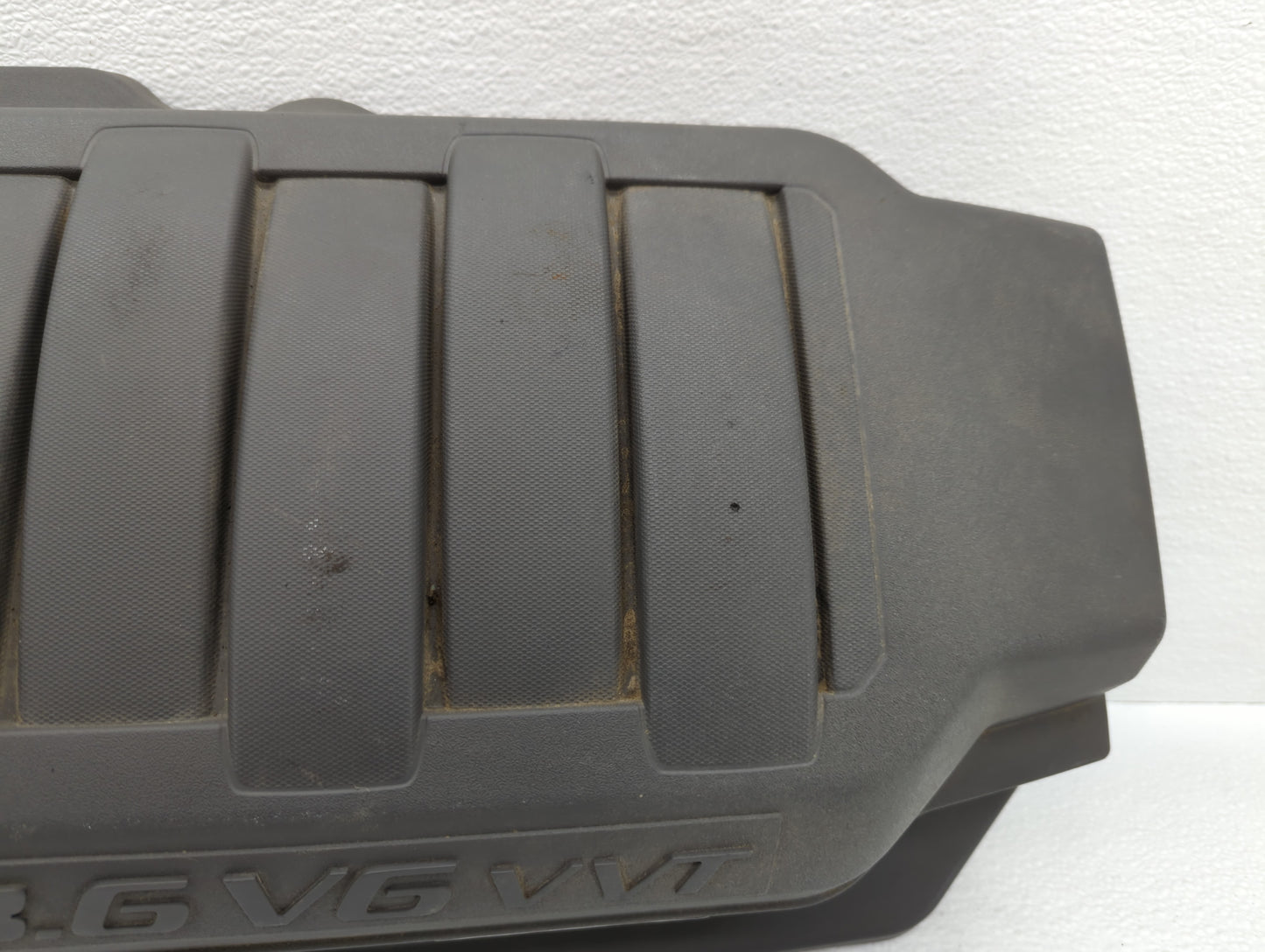 2007 Saturn Outlook Engine Cover - Oemusedautoparts1.com