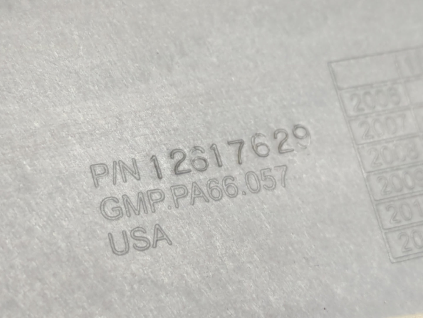 2007 Saturn Outlook Engine Cover - Oemusedautoparts1.com