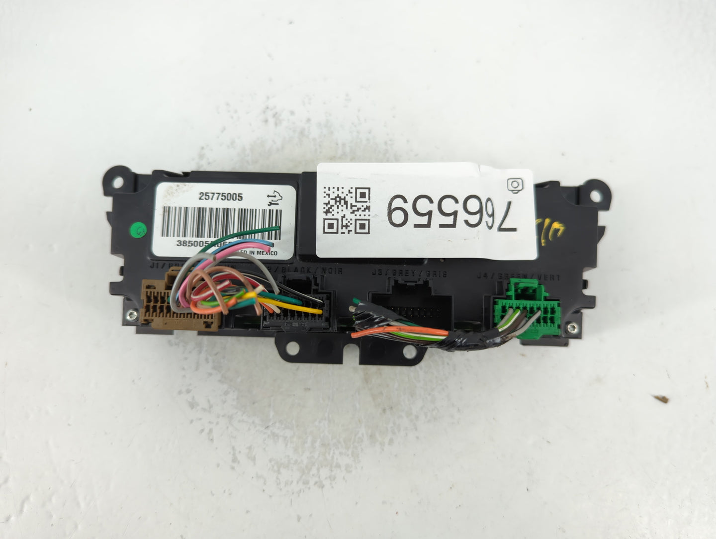 2007 Saturn Outlook Climate Control Module Temperature AC/Heater Replacement P/N:25775005 Fits OEM Used Auto Parts - Oemused