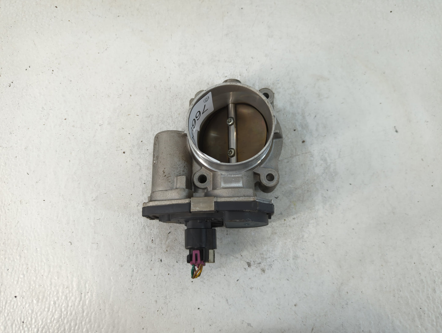 2007 Saturn Outlook Throttle Body P/N:AA591HB6634B Fits Fits 2008 2009 2010 2011 OEM Used Auto Parts - Oemusedautoparts1.com