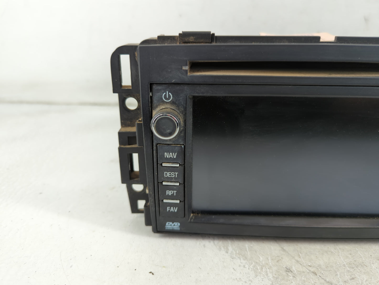 2007 Saturn Outlook Radio AM FM Cd Player Receiver Replacement P/N:15906632 25815341 Fits OEM Used Auto Parts - Oemusedautop