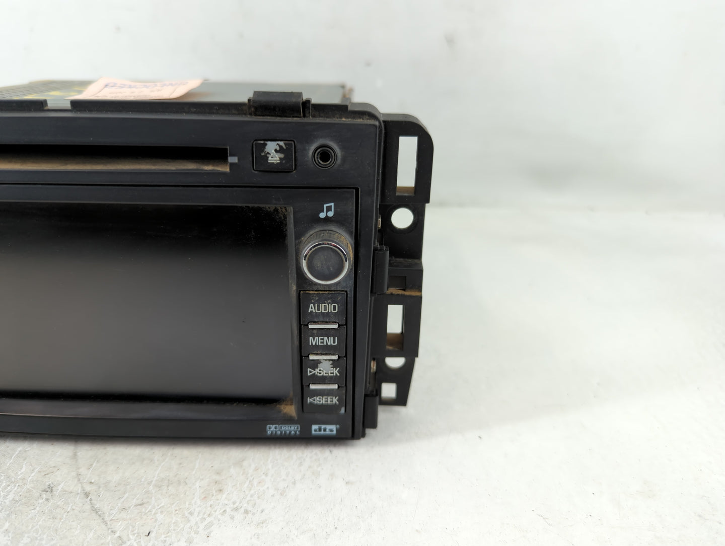 2007 Saturn Outlook Radio AM FM Cd Player Receiver Replacement P/N:15906632 25815341 Fits OEM Used Auto Parts - Oemusedautop