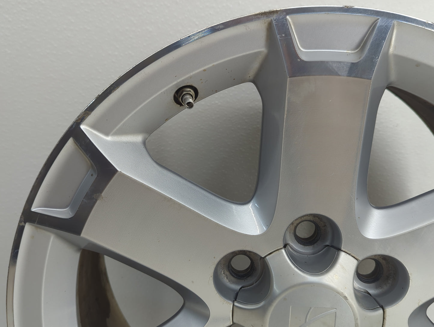 2007-2010 Saturn Outlook Oem Wheel Rim 908412 - Oemusedautoparts1.com