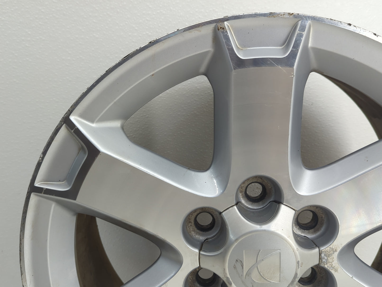 2007-2010 Saturn Outlook Oem Wheel Rim 908413 - Oemusedautoparts1.com