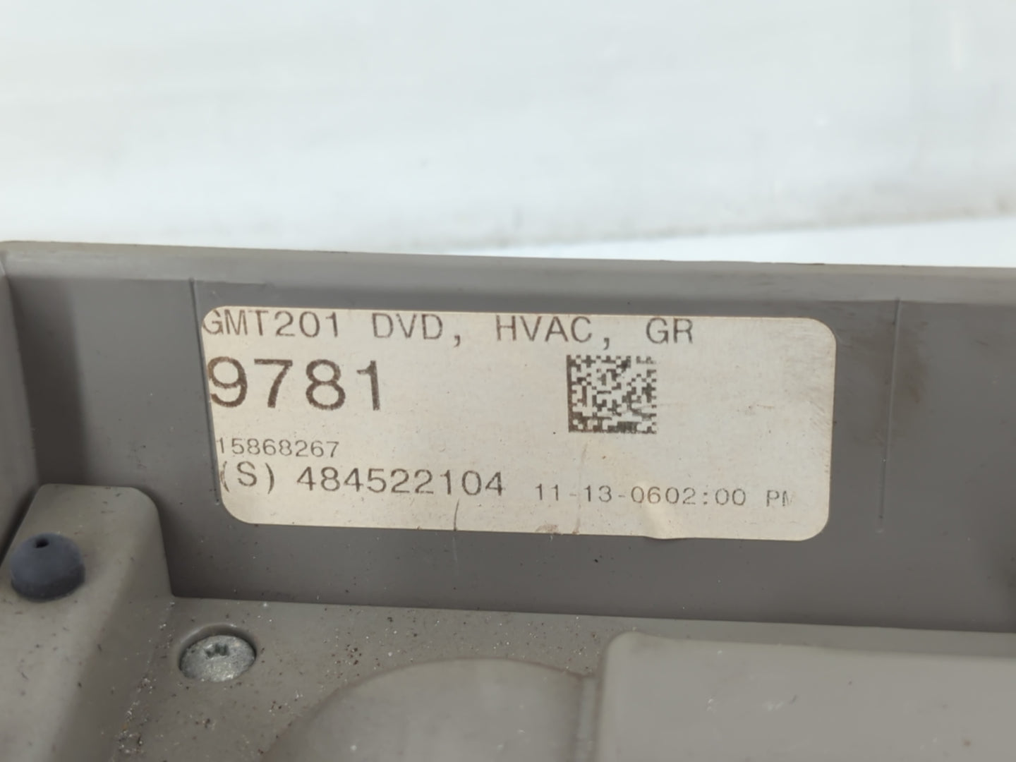 2007-2007 Saturn Relay Information Display Screen - Oemusedautoparts1.com