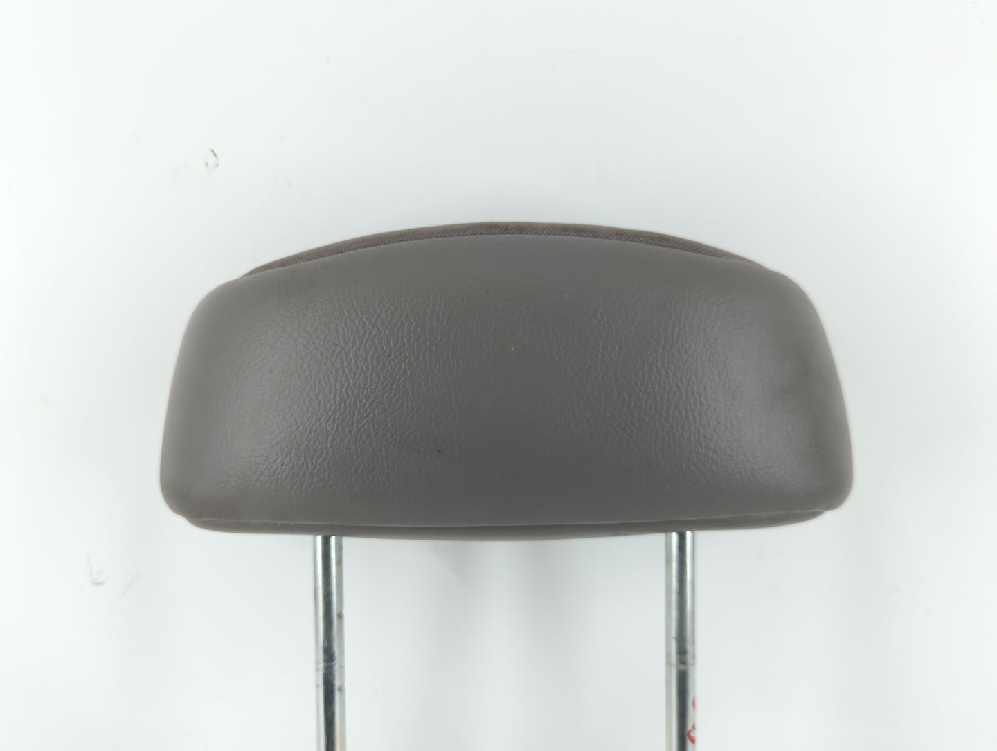 2002-2007 Saturn Vue Headrest Head Rest Rear Center Seat Fits Fits 2002 2003 2004 2005 2006 2007 OEM Used Auto Parts - Oemus
