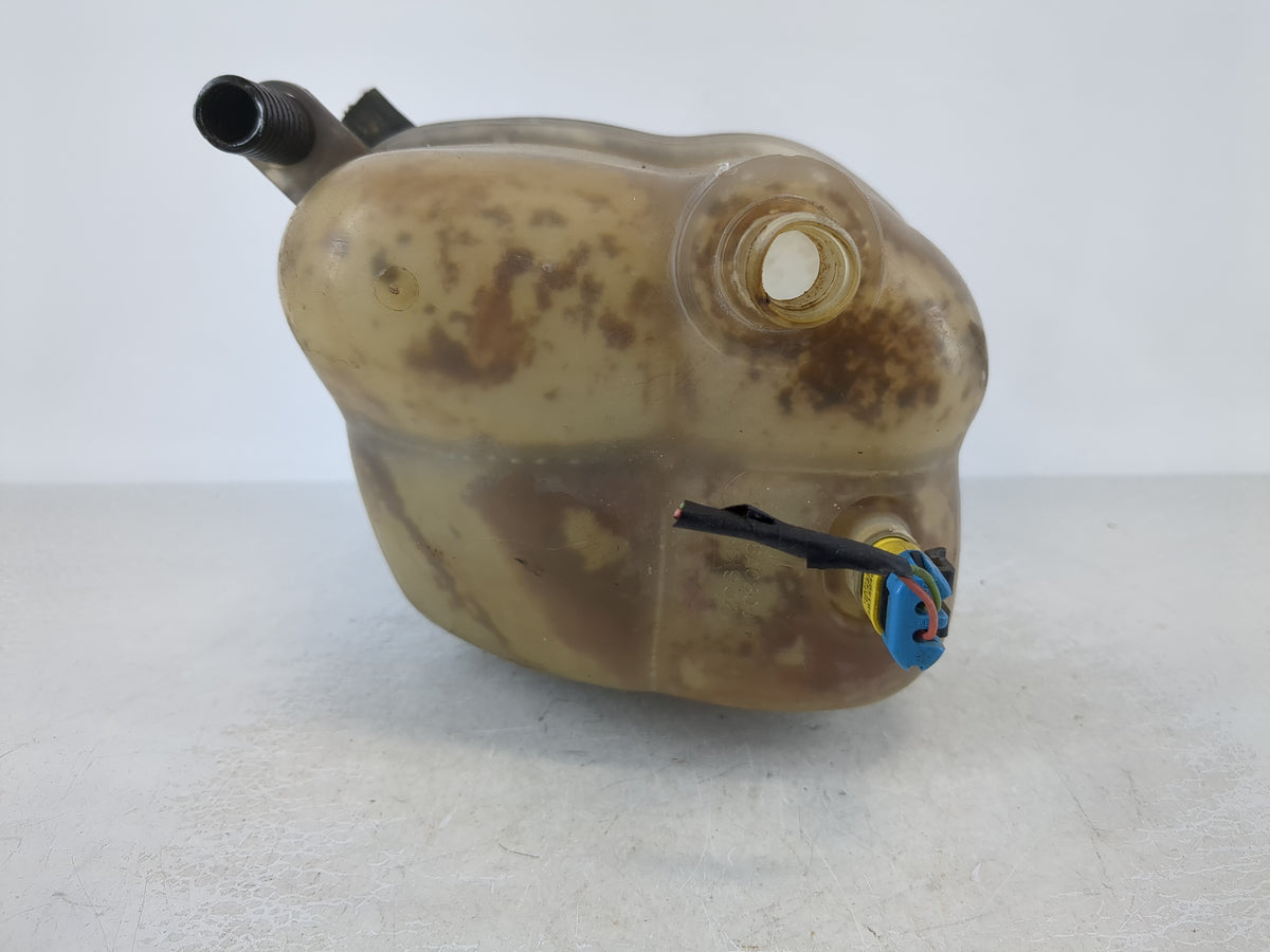 2002-2007 Saturn Vue Radiator Coolant Overflow Expansion Tank Bottle 1111950 - Oemusedautoparts1.com