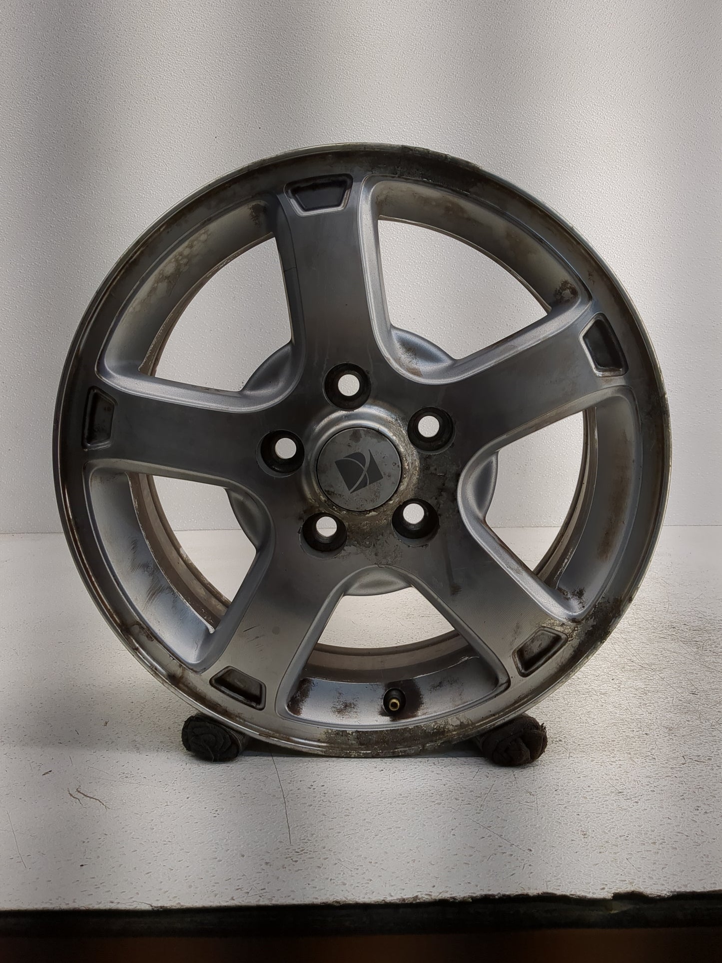 2006-2007 Saturn Vue Oem Wheel Rim 1229765 - Oemusedautoparts1.com