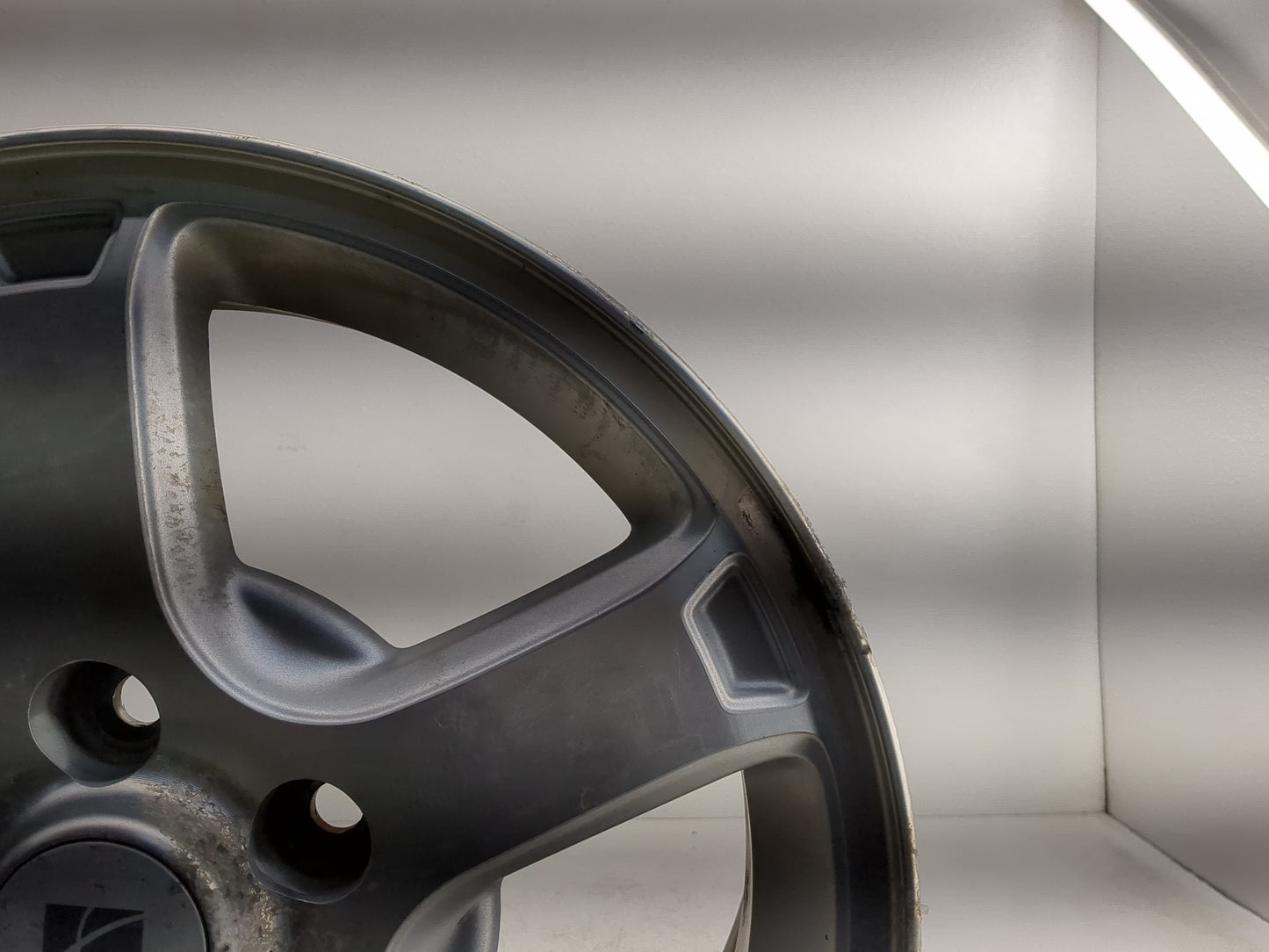 2006-2007 Saturn Vue Oem Wheel Rim 1229767 - Oemusedautoparts1.com