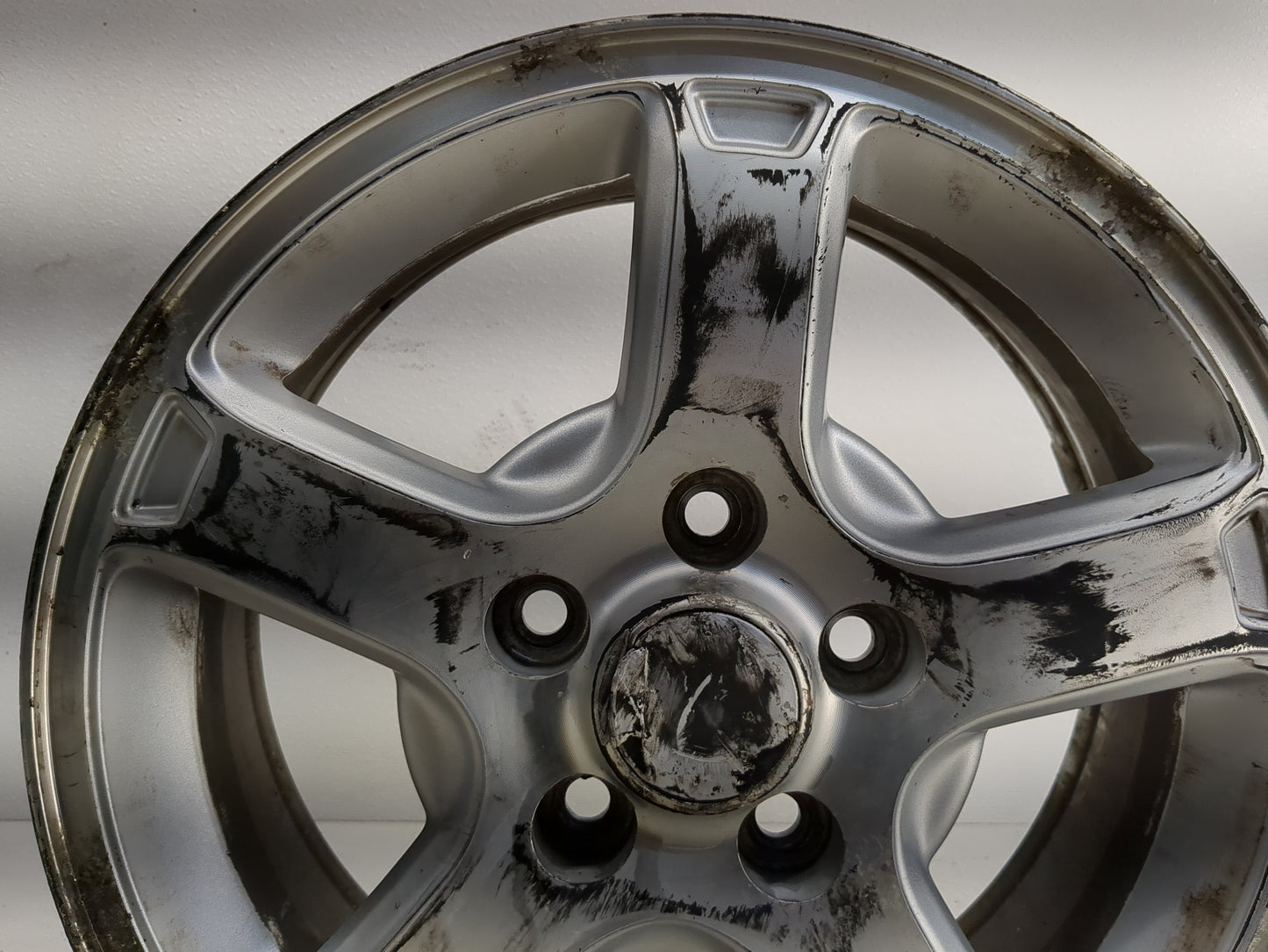 2006-2007 Saturn Vue Oem Wheel Rim 1229768 - Oemusedautoparts1.com