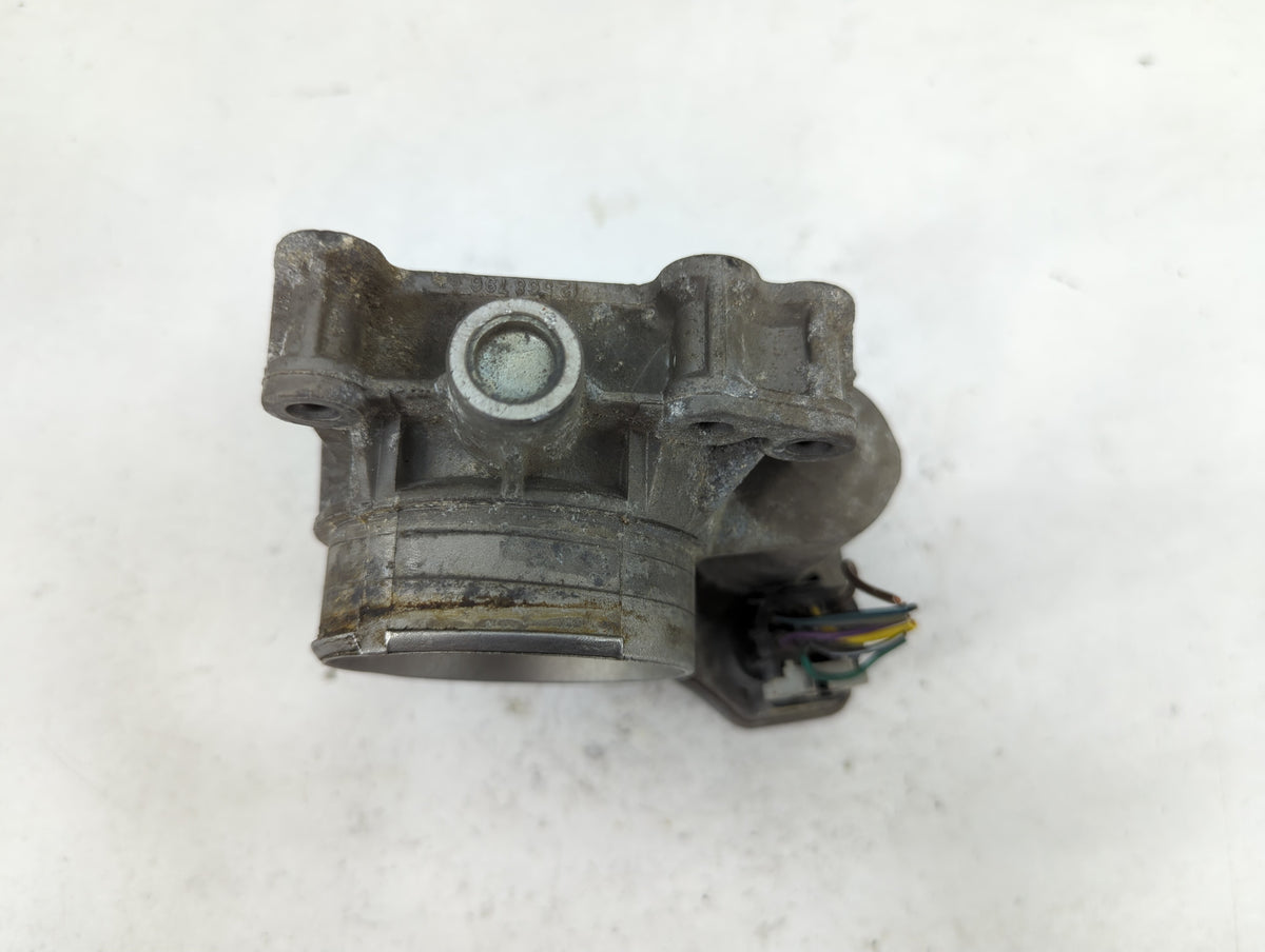 2002-2007 Saturn Vue Throttle Body P/N:12568796 Fits Fits 2002 2003 2004 2005 2006 2007 OEM Used Auto Parts - Oemusedautopar
