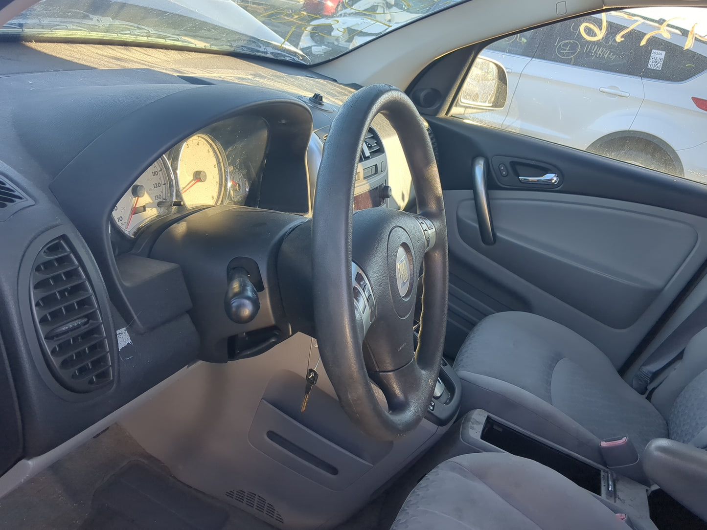 2006-2007 Saturn Vue Air Bag Driver Left Steering Wheel Mounted - Oemusedautoparts1.com