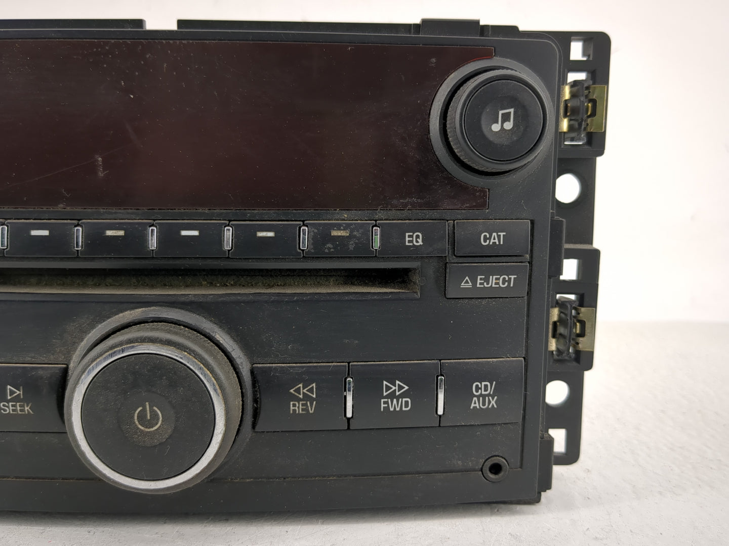 2006-2007 Saturn Vue Radio AM FM Cd Player Receiver Replacement P/N:15850682 Fits Fits 2006 2007 OEM Used Auto Parts - Oemus