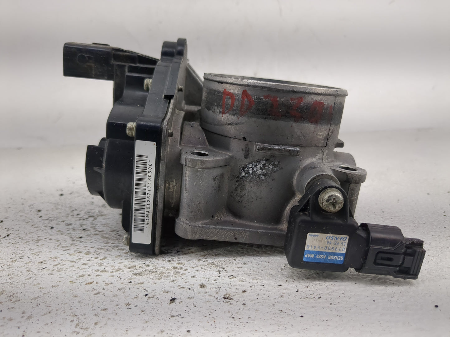 2004-2007 Saturn Vue Throttle Body P/N:079800-5410 Fits Fits 2004 2005 2006 2007 OEM Used Auto Parts - Oemusedautoparts1.com