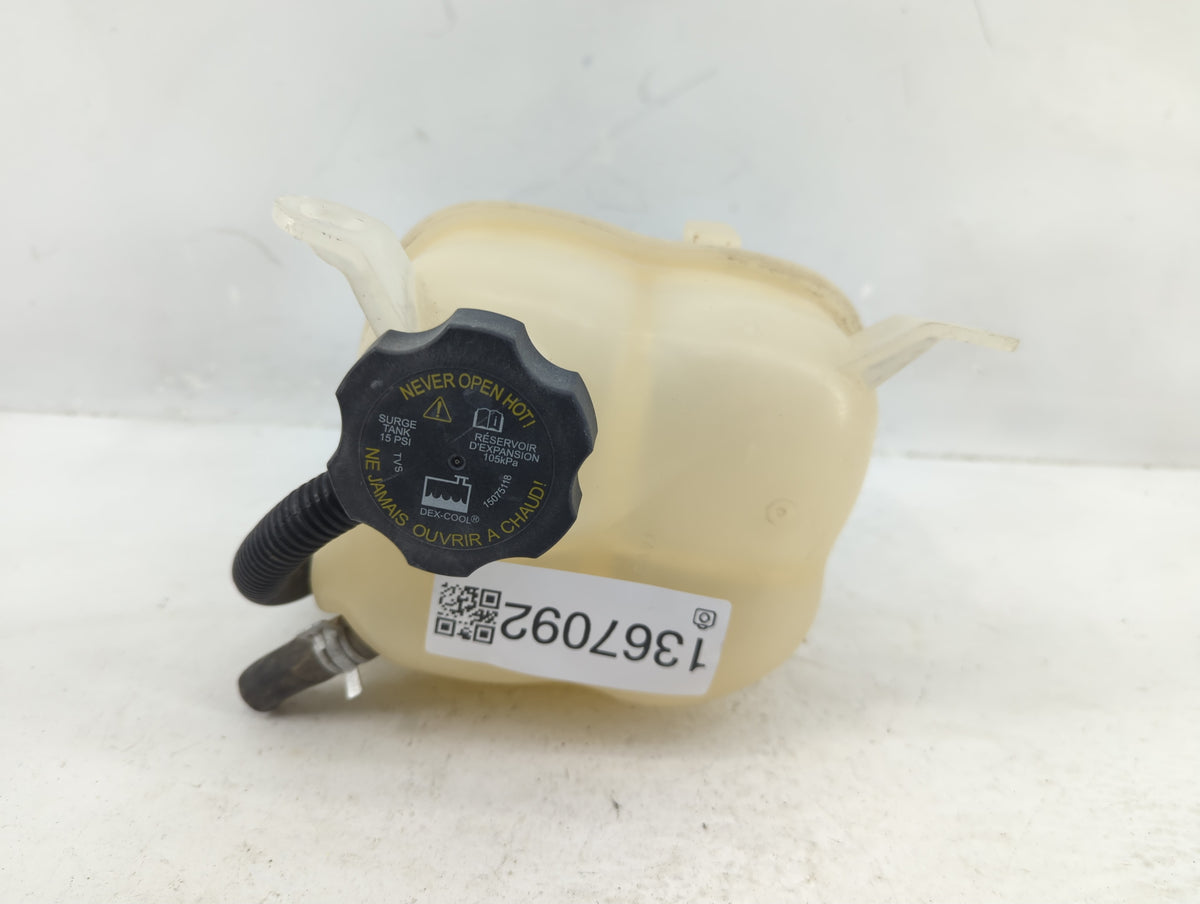 2002-2007 Saturn Vue Radiator Coolant Overflow Expansion Tank Bottle 1367092 - Oemusedautoparts1.com