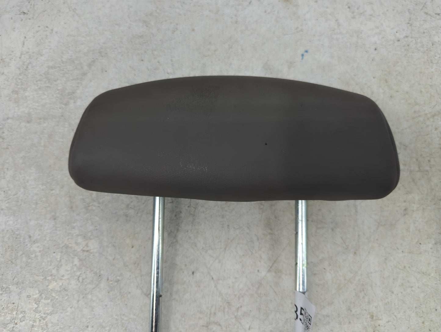 2003-2007 Saturn Vue Headrest Head Rest Rear Center Seat Fits Fits 2003 2004 2005 2006 2007 OEM Used Auto Parts - Oemusedaut