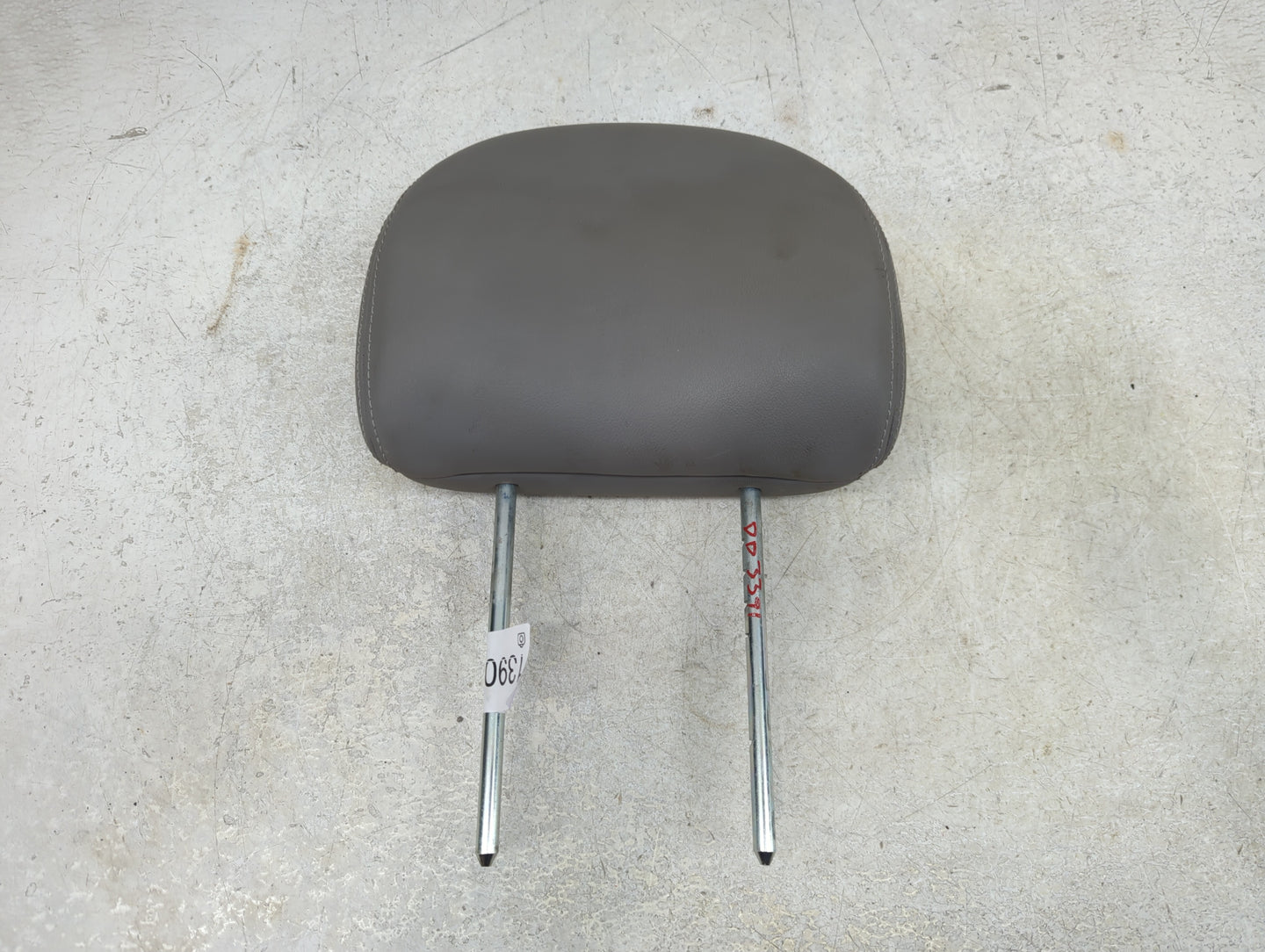 2003-2007 Saturn Vue Headrest Head Rest Front Driver Passenger Seat Grey - Oemusedautoparts1.com