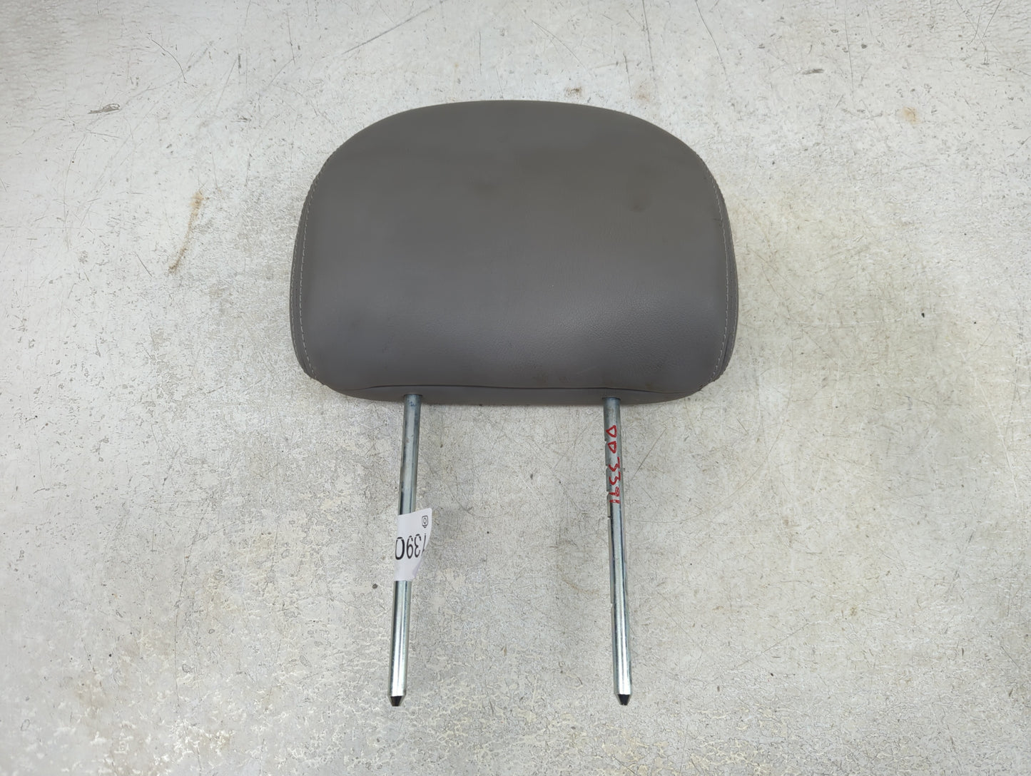 2003-2007 Saturn Vue Headrest Head Rest Front Driver Passenger Seat Grey - Oemusedautoparts1.com