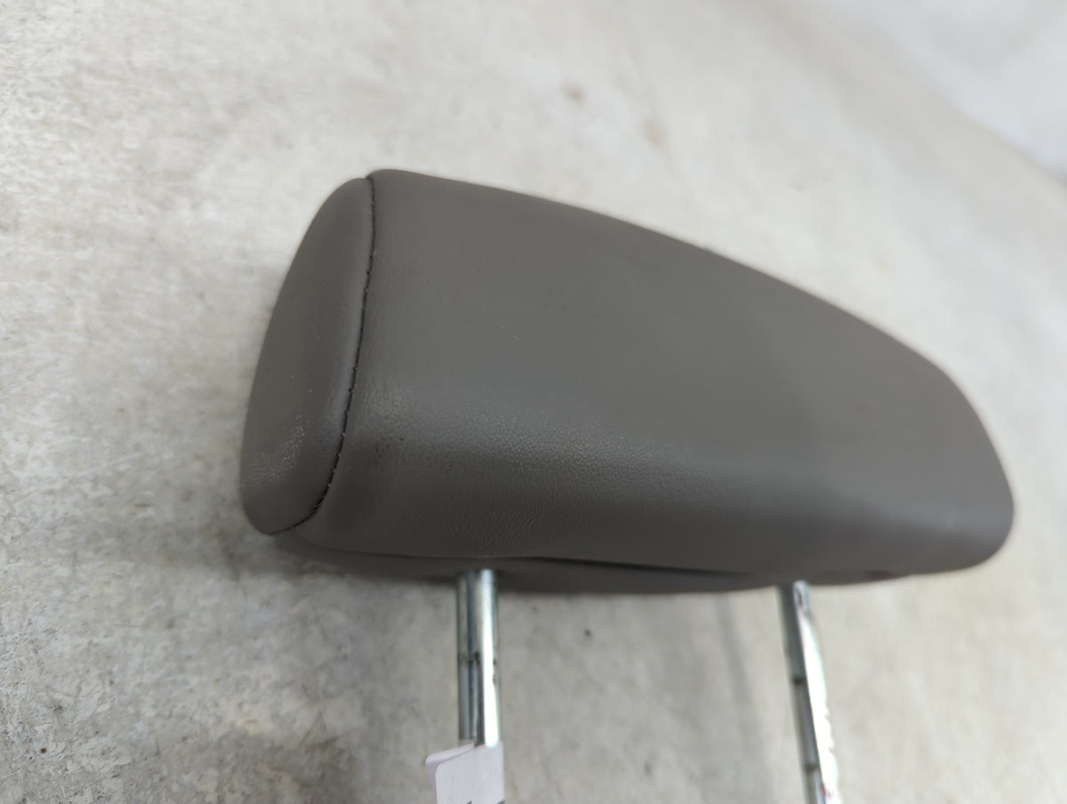 2007 Saturn Vue Headrest Head Rest Rear Center Seat Fits OEM Used Auto Parts - Oemusedautoparts1.com