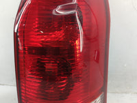2004-2007 Saturn Vue Tail Light Assembly Passenger Right OEM P/N:2GCX-13407-AC Fits Fits 2004 2005 2006 2007 OEM Used Auto P