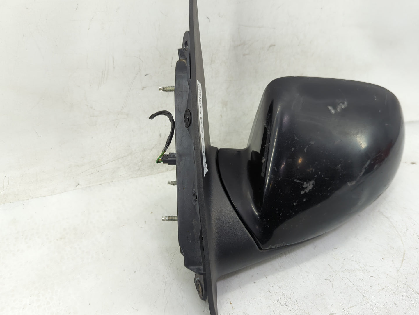 2004-2007 Saturn Vue Driver Side View Mirror - Left Door Mirror OEM Used - Oemusedautoparts1.com