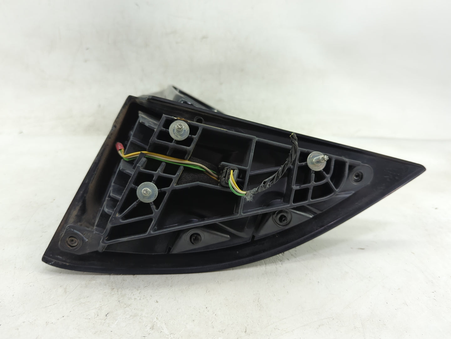 2004-2007 Saturn Vue Driver Side View Mirror - Left Door Mirror OEM Used - Oemusedautoparts1.com