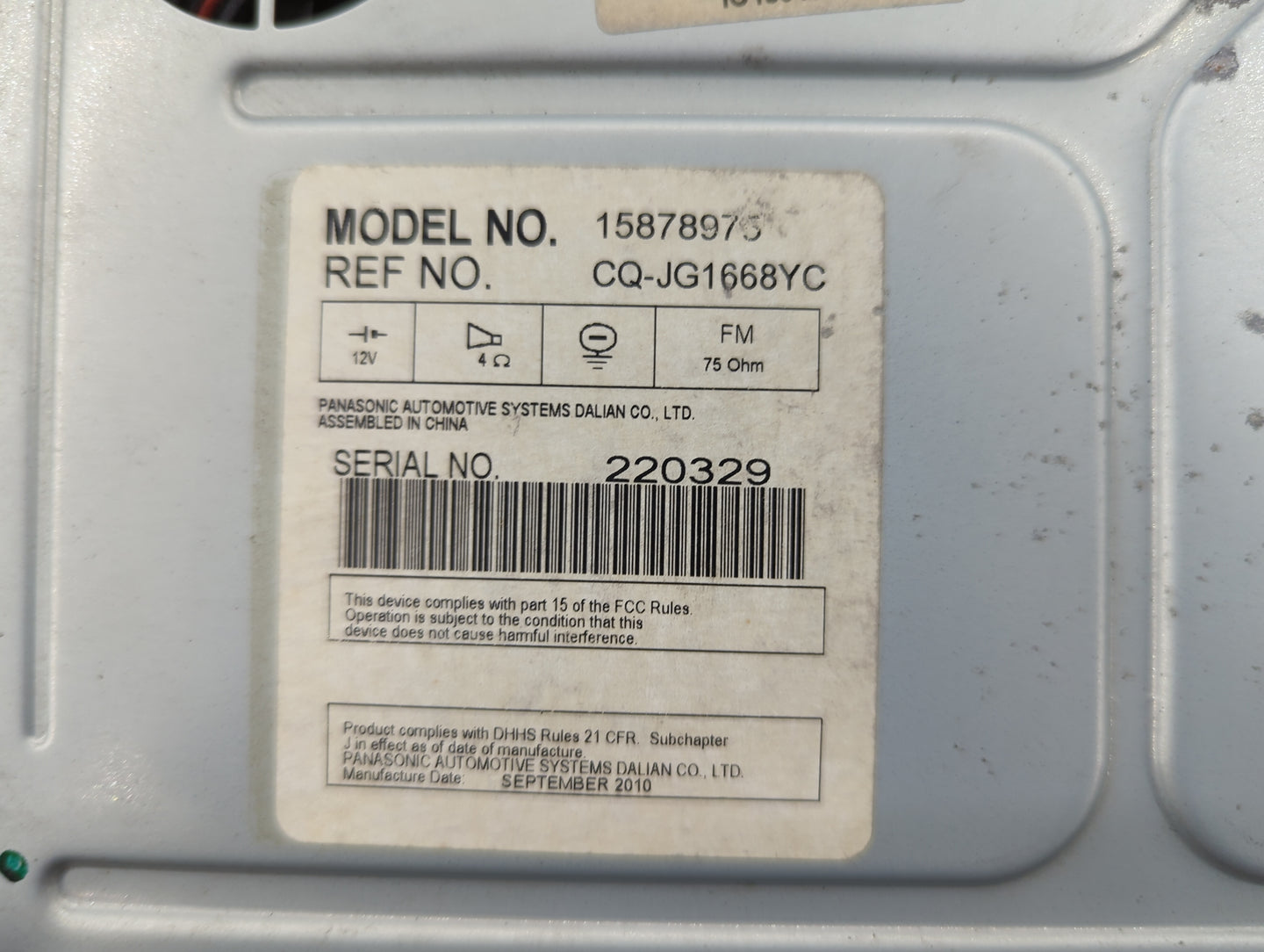 2006-2007 Saturn Vue Radio AM FM Cd Player Receiver Replacement P/N:CQ-JG1668YC Fits Fits 2006 2007 OEM Used Auto Parts - Oe