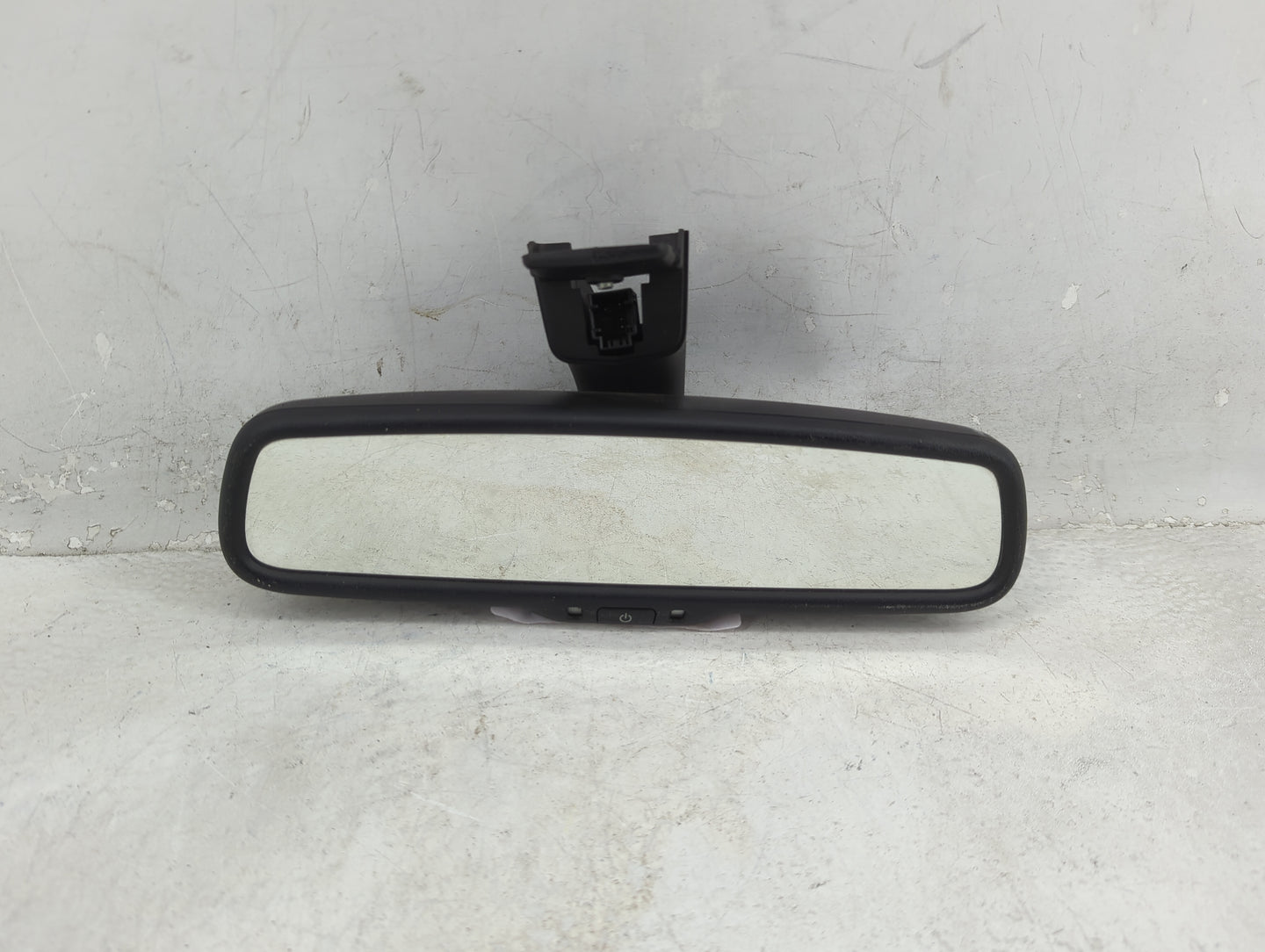 2006-2007 Saturn Vue Interior Rear View Mirror Replacement OEM P/N:E11026002 Fits Fits 2001 2002 2003 2004 2005 2006 2007 20