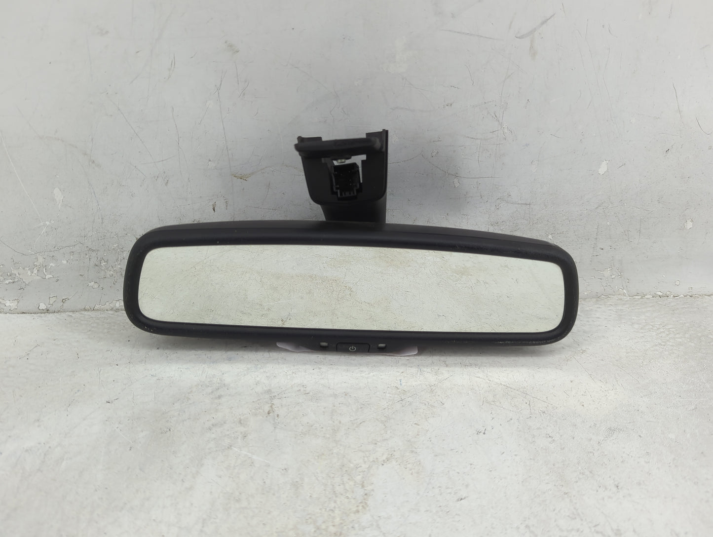 2006-2007 Saturn Vue Interior Rear View Mirror Replacement OEM P/N:E11026002 Fits Fits 2001 2002 2003 2004 2005 2006 2007 20