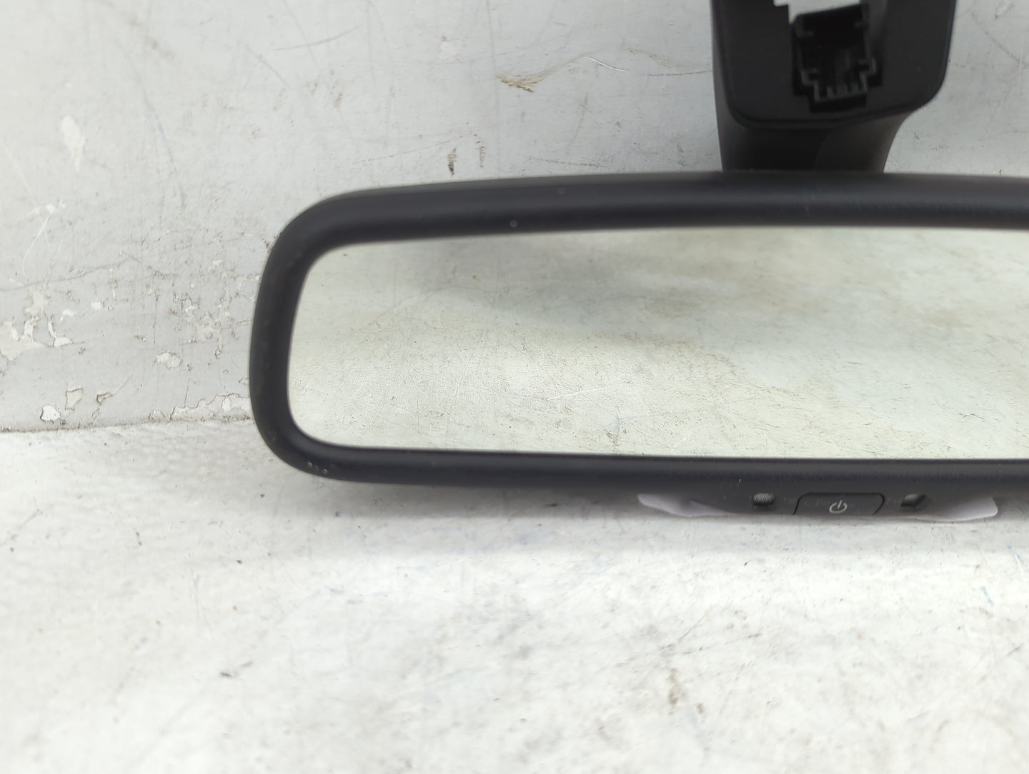 2006-2007 Saturn Vue Interior Rear View Mirror Replacement OEM P/N:E11026002 Fits Fits 2001 2002 2003 2004 2005 2006 2007 20