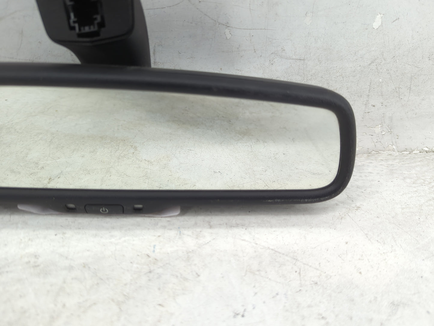 2006-2007 Saturn Vue Interior Rear View Mirror Replacement OEM P/N:E11026002 Fits Fits 2001 2002 2003 2004 2005 2006 2007 20
