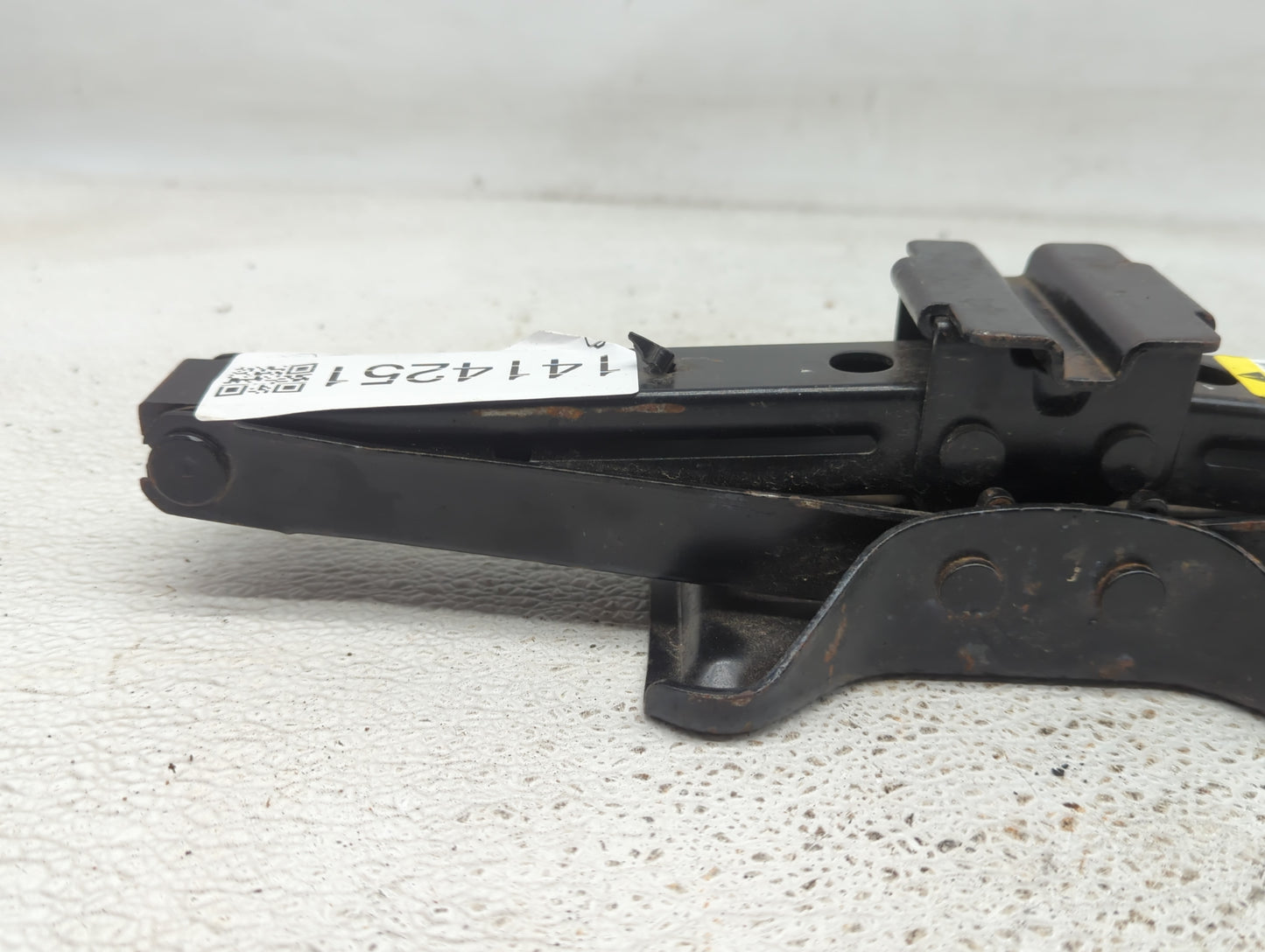 2007 Saturn Vue PCM Engine Control Computer ECU ECM PCU OEM P/N:22722565 Fits OEM Used Auto Parts - Oemusedautoparts1.com