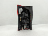 2004-2007 Saturn Vue Tail Light Assembly Passenger Right OEM P/N:15851056 22711438 Fits Fits 2004 2005 2006 2007 OEM Used Au