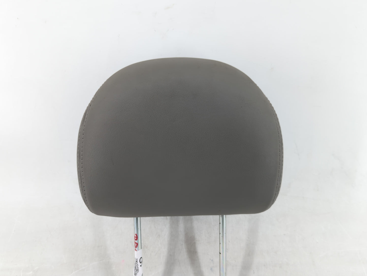 2006-2007 Saturn Vue Headrest Head Rest Front Driver Passenger Seat Fits Fits 2006 2007 OEM Used Auto Parts - Oemusedautopar