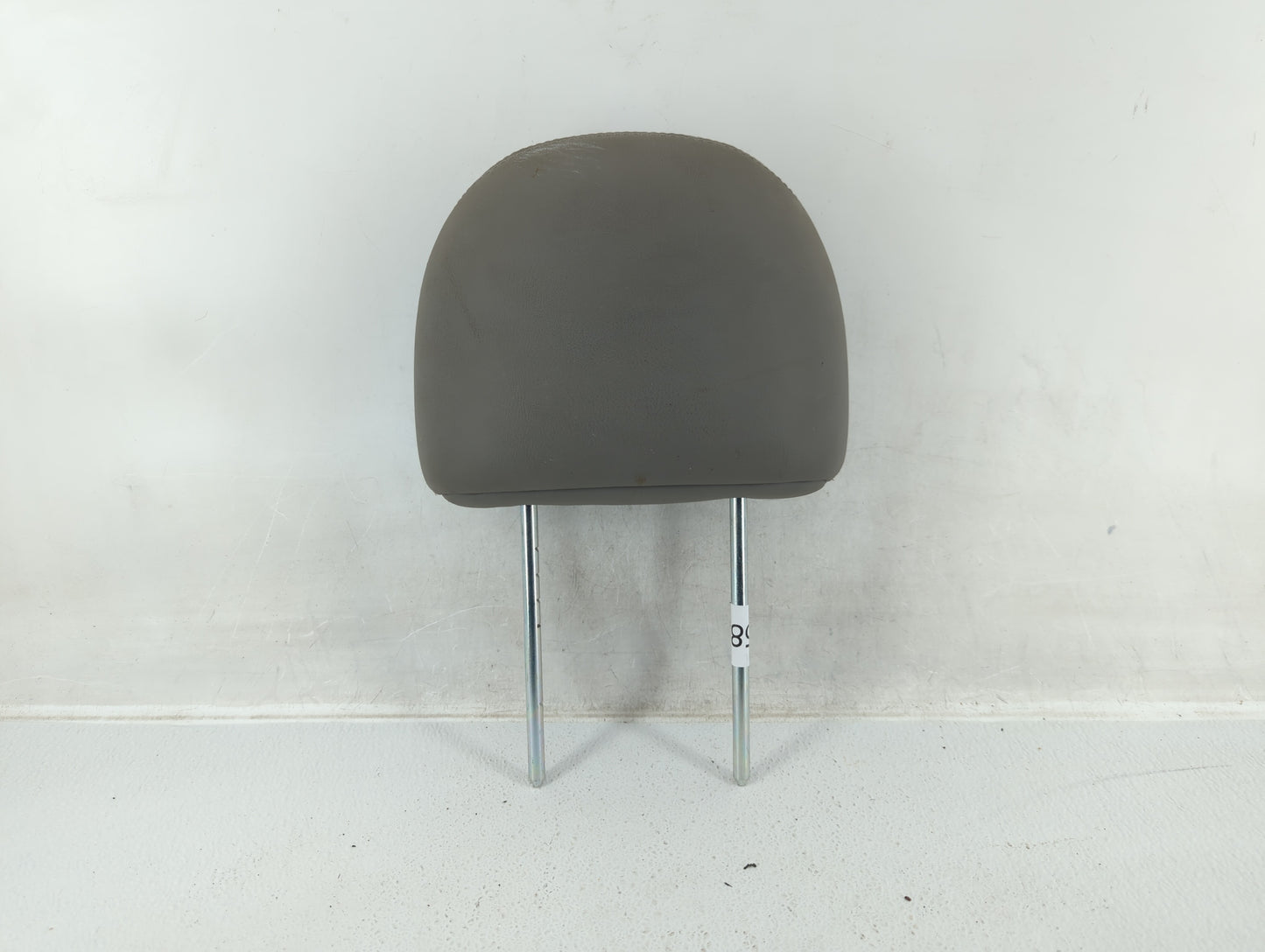 2006-2007 Saturn Vue Headrest Head Rest Front Driver Passenger Seat Fits Fits 2006 2007 OEM Used Auto Parts - Oemusedautopar