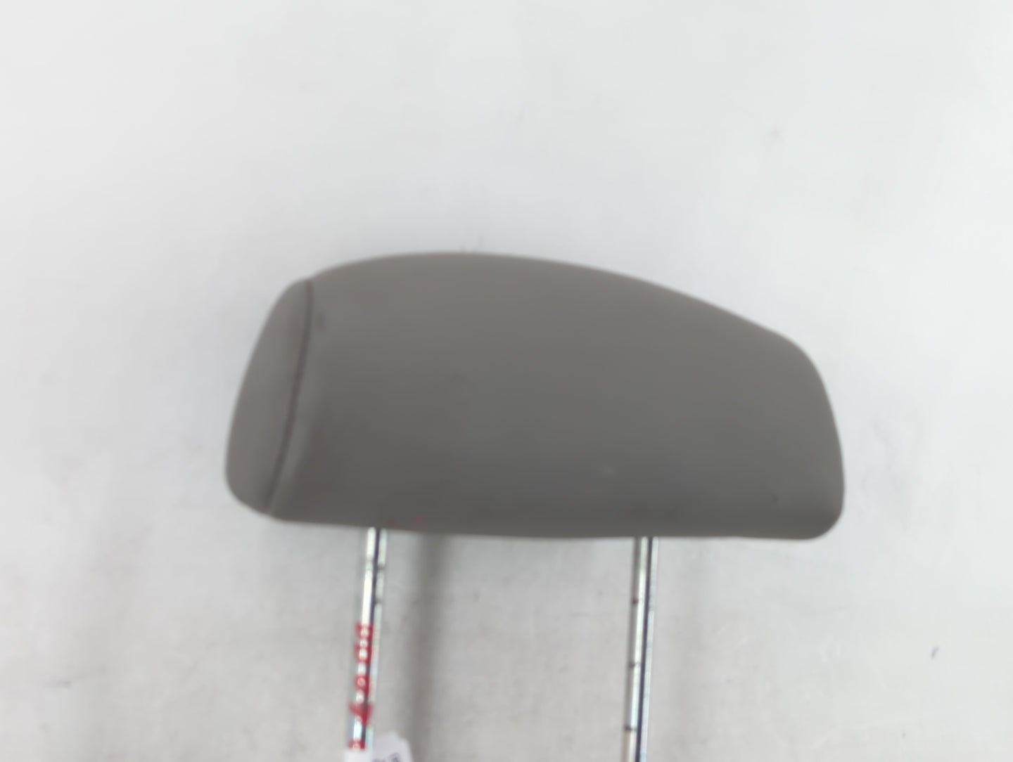 2006-2007 Saturn Vue Headrest Head Rest Rear Seat Light Grey - Oemusedautoparts1.com