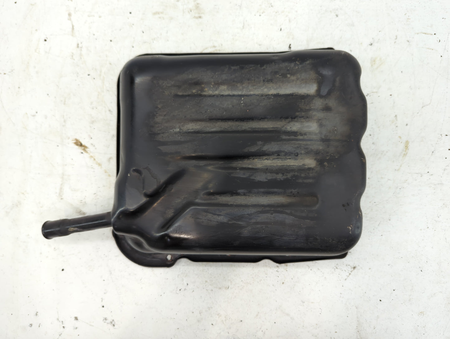 2005-2010 Saturn Vue Engine Oil Pan Fits Fits 2005 2006 2007 2008 2009 2010 2011 2012 2013 2014 2015 2016 2017 OEM Used Auto