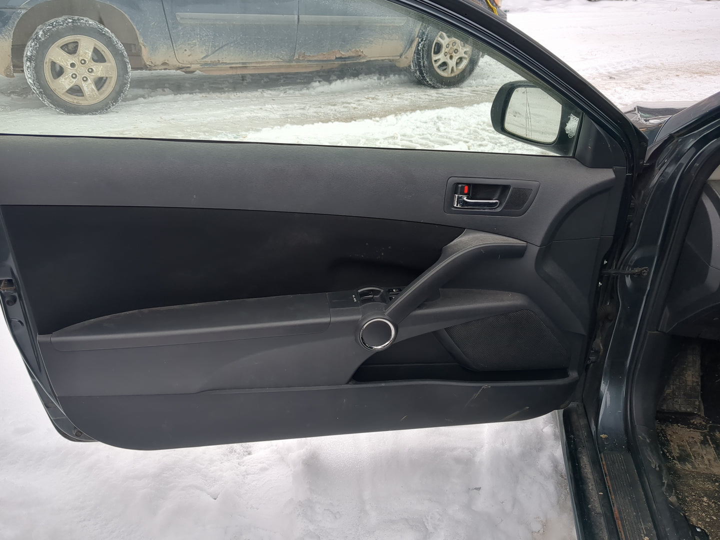 2007 Scion Tc Front Left Driver Interior Door Panel Trim - Oemusedautoparts1.com