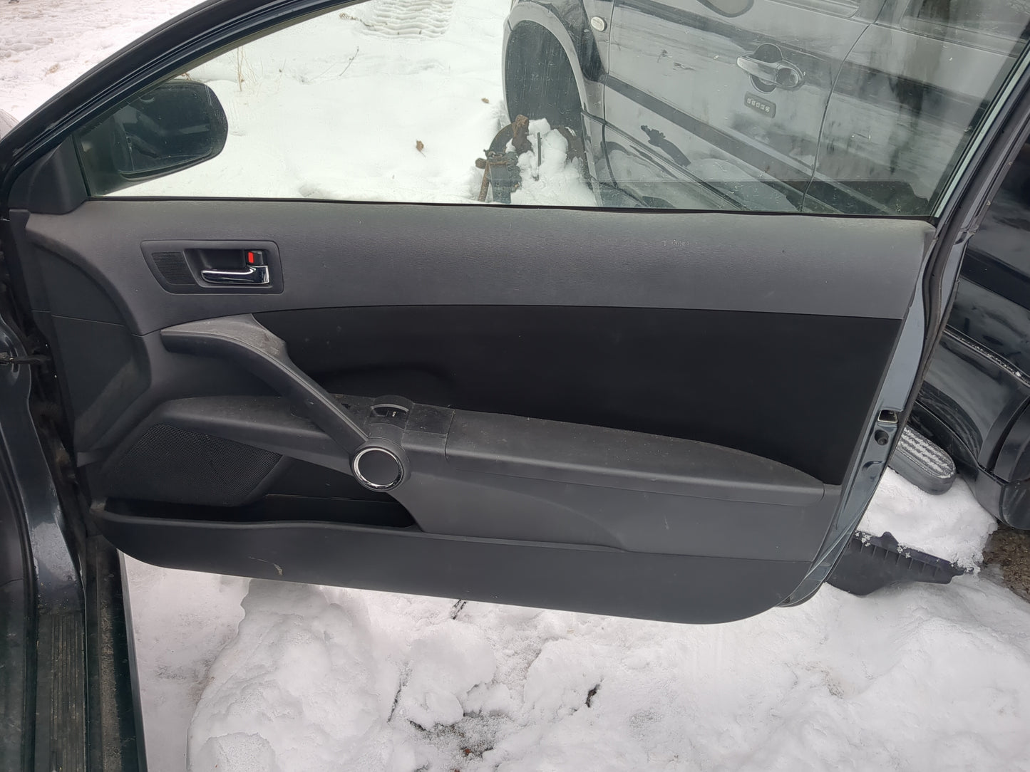 2007 Scion Tc Front Right Passenger Interior Door Panel Trim - Oemusedautoparts1.com