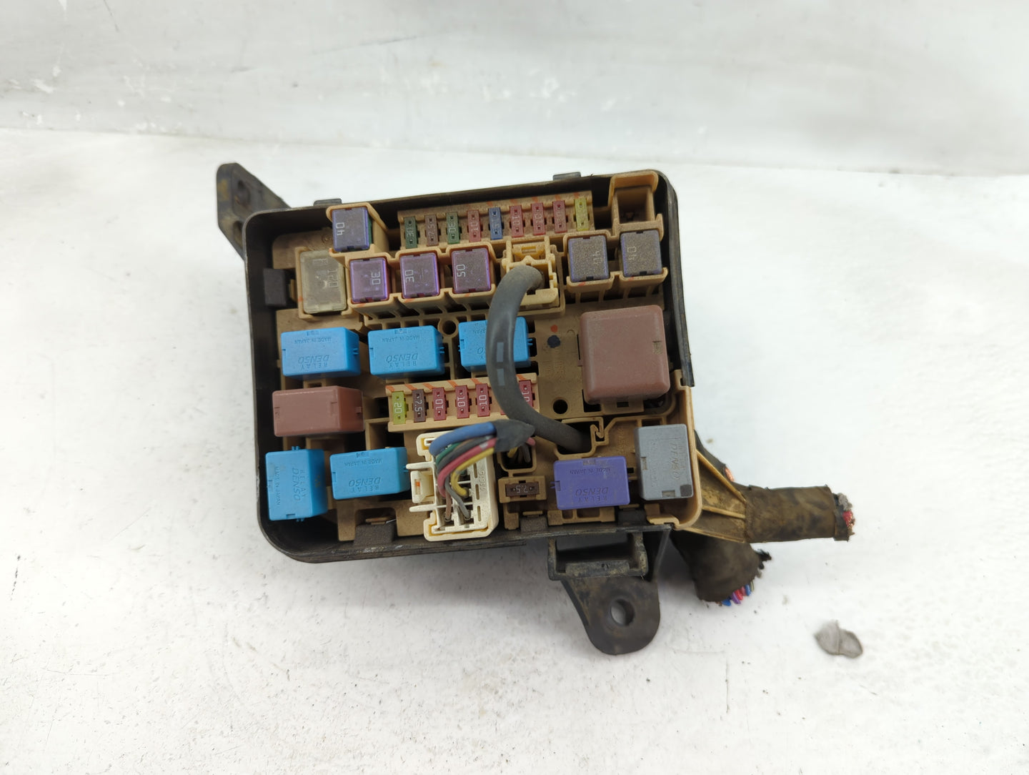 2005-2010 Scion Tc Fusebox Fuse Box Panel Relay Module Fits Fits 2005 2006 2007 2008 2009 2010 OEM Used Auto Parts - Oemused