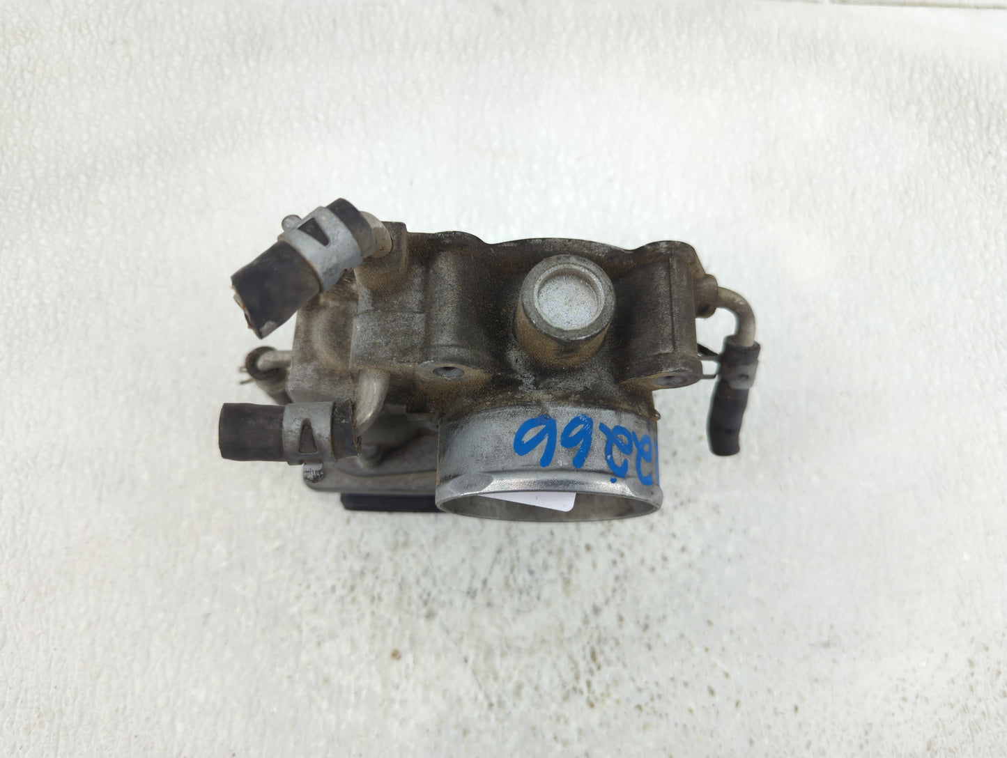 2006-2010 Scion Tc Throttle Body P/N:22030-28070 Fits Fits 2006 2007 2008 2009 2010 2011 2012 2013 2014 2015 OEM Used Auto P