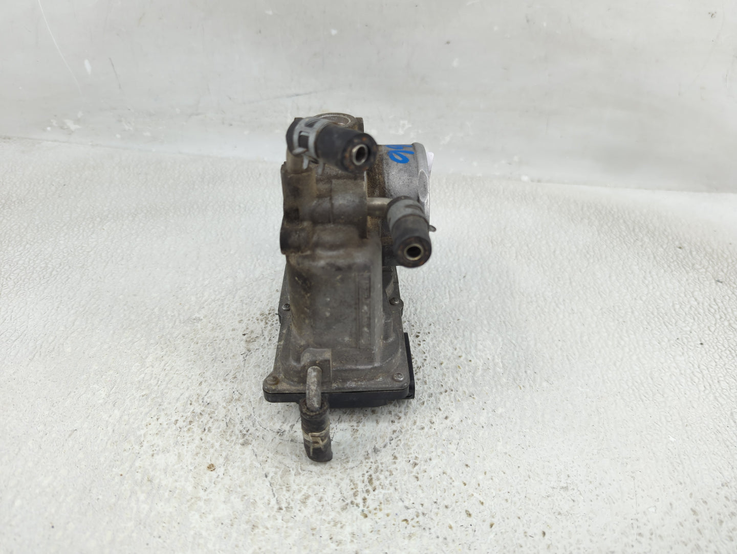 2006-2010 Scion Tc Throttle Body P/N:22030-28070 Fits Fits 2006 2007 2008 2009 2010 2011 2012 2013 2014 2015 OEM Used Auto P
