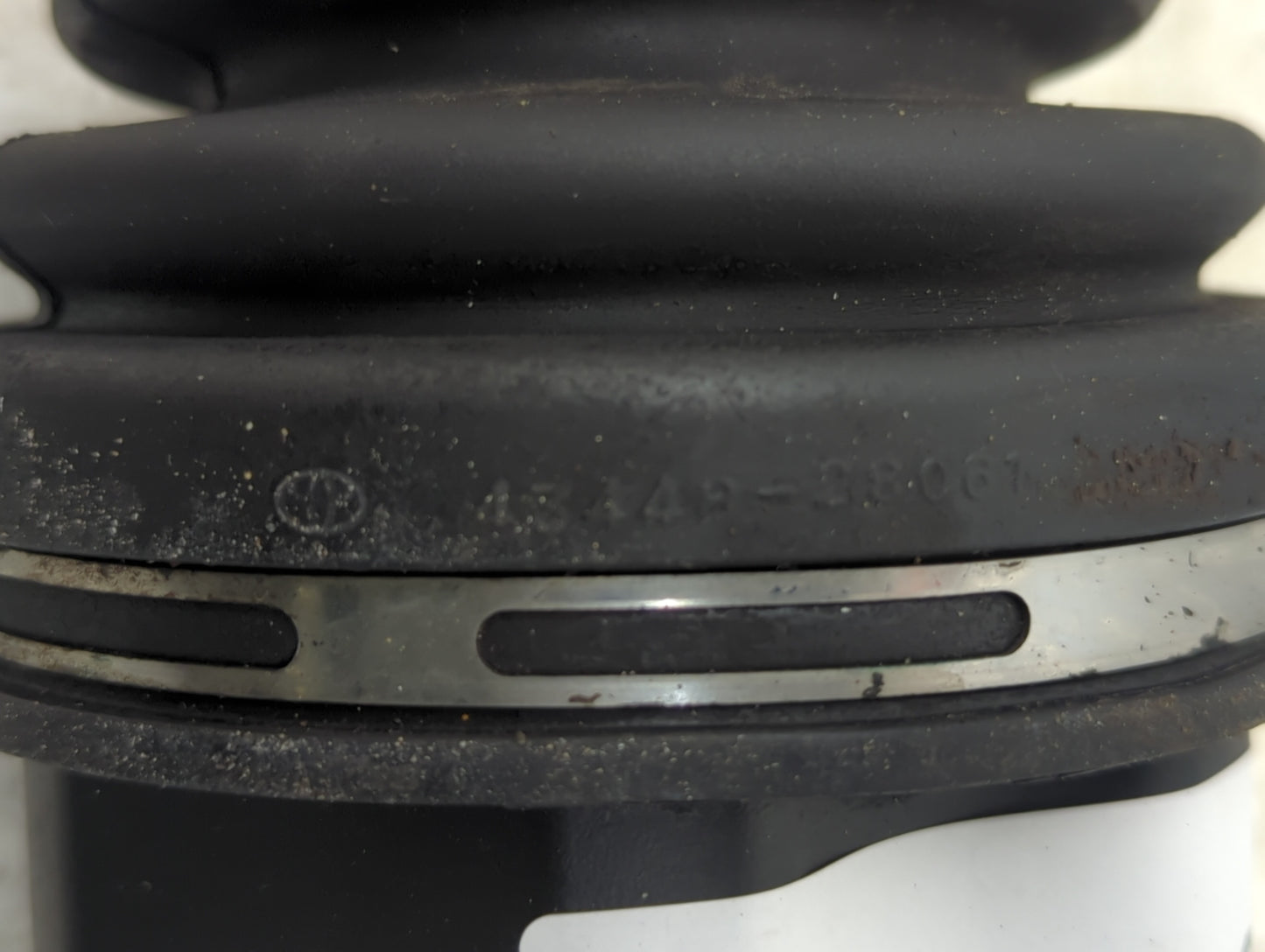 2005-2010 Scion Tc Axle Shaft Front Driver Cv C/v - Oemusedautoparts1.com