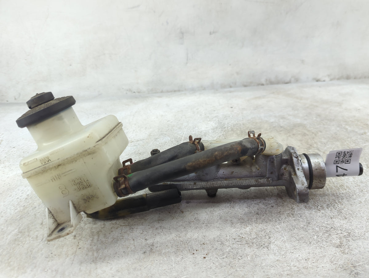 2005-2010 Scion Tc Brake Master Cylinder 1515847 - Oemusedautoparts1.com