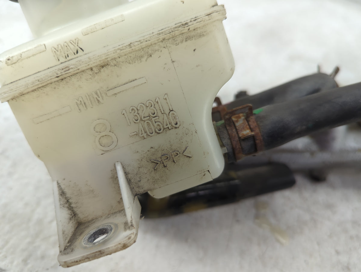 2005-2010 Scion Tc Brake Master Cylinder 1515847 - Oemusedautoparts1.com