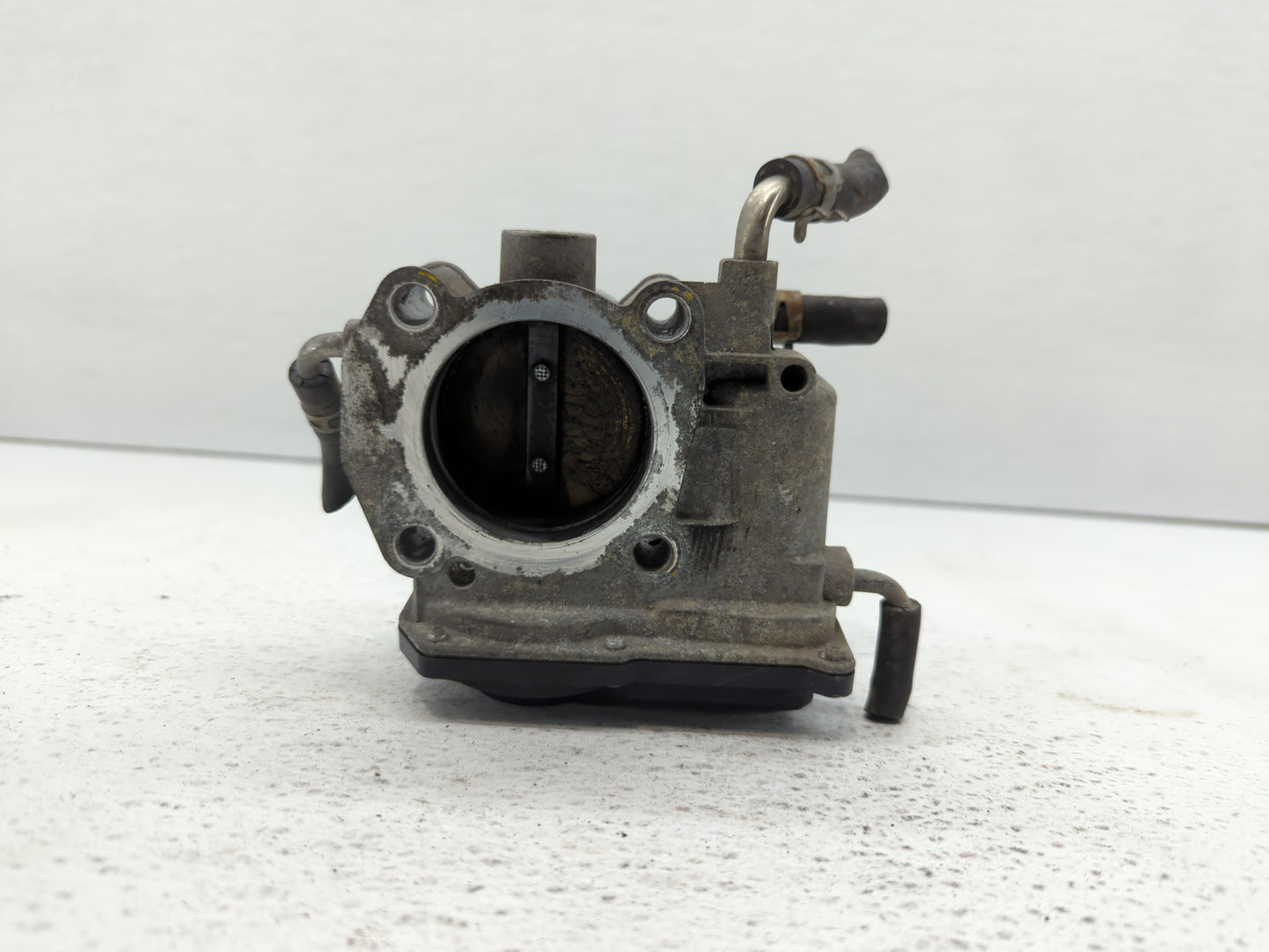2006-2010 Scion Tc Throttle Body P/N:22030-28070 22030-28071 Fits Fits 2006 2007 2008 2009 2010 2011 2012 2013 2014 2015 OEM