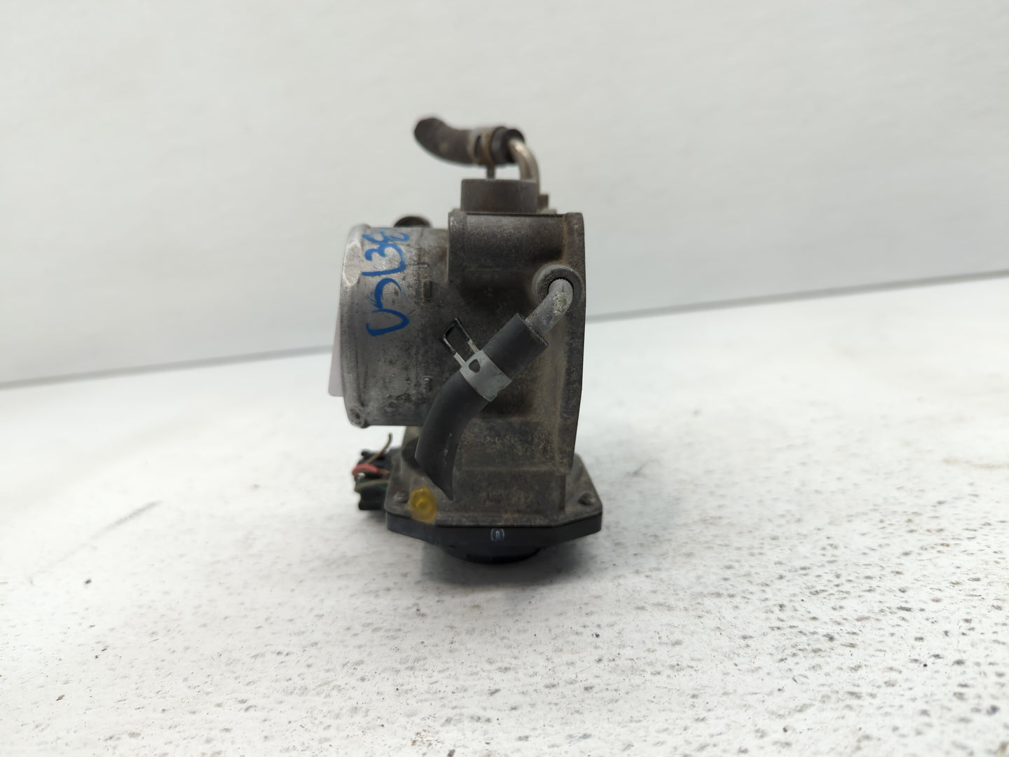 2006-2010 Scion Tc Throttle Body P/N:22030-28070 22030-28071 Fits Fits 2006 2007 2008 2009 2010 2011 2012 2013 2014 2015 OEM