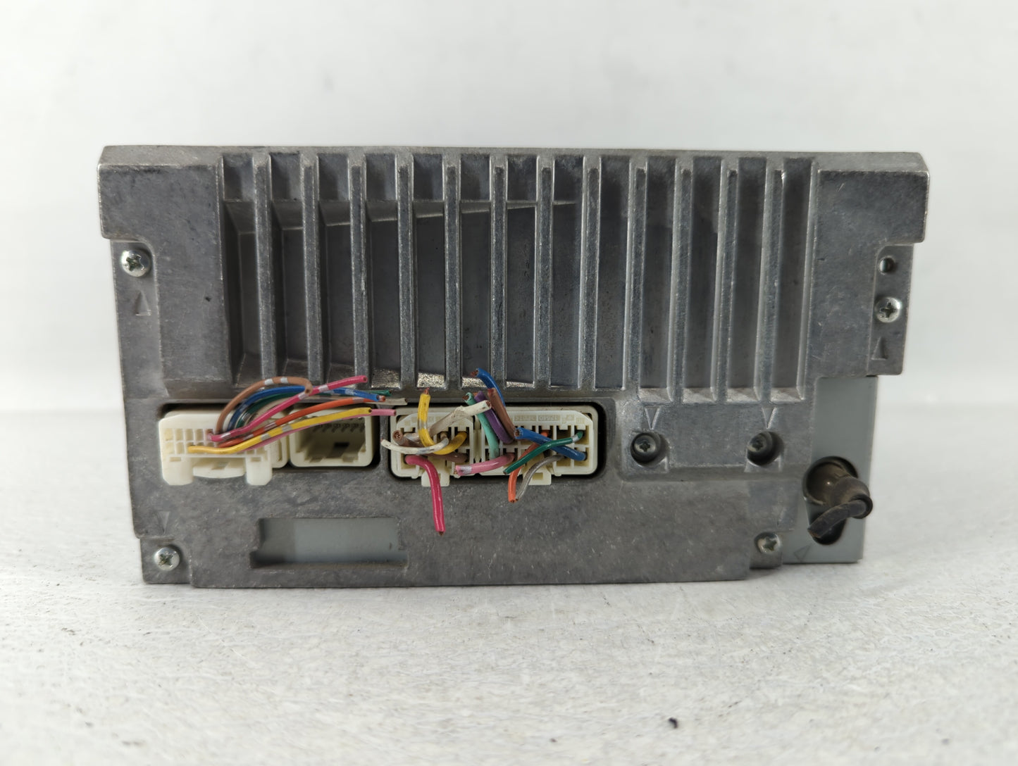 2006-2007 Scion Tc Radio AM FM Cd Player Receiver Replacement P/N:08600-21800 Fits Fits 2006 2007 OEM Used Auto Parts - Oemu