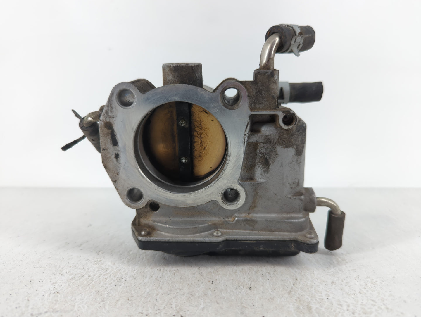 2006-2010 Scion Tc Throttle Body P/N:22030-28070 Fits Fits 2006 2007 2008 2009 2010 2011 2012 2013 2014 2015 OEM Used Auto P
