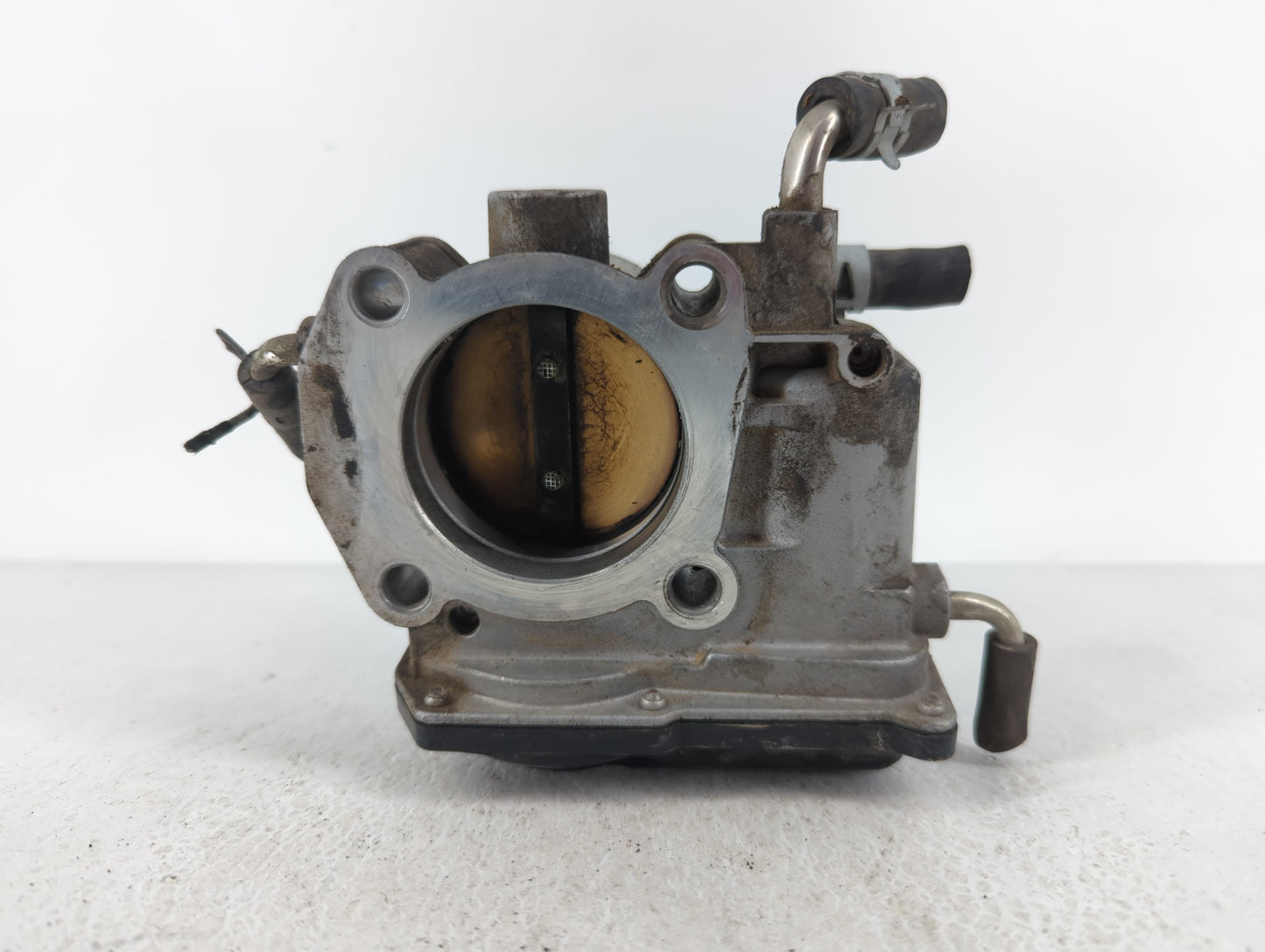 2006-2010 Scion Tc Throttle Body P/N:22030-28070 Fits Fits 2006 2007 2008 2009 2010 2011 2012 2013 2014 2015 OEM Used Auto P